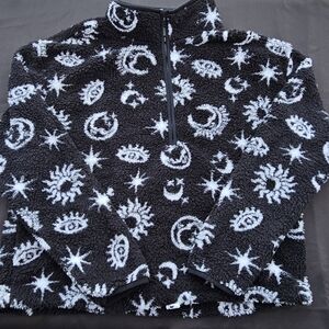 Black and White Fleece Pullover with Celestial Pattern